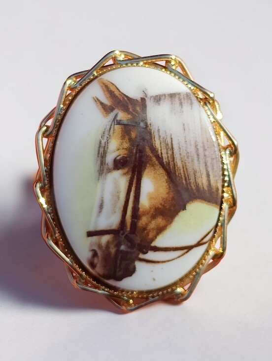 Vintage Jewelry - 🐴 Vintage Horse Pendant/Brooch